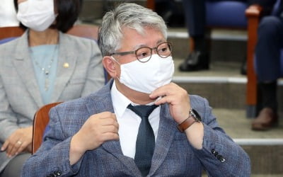 [속보] 대법원, '靑 문건 유출' 조응천 무죄 확정
