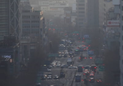 전국 흐리고 출근길 눈·비…수도권 미세먼지 '나쁨'