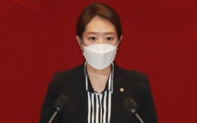 "AZ 백신 얼마나 위험하길래?"…역풍 부른 '文 대신' 챌린지 [종합]