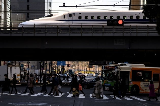 일본 고속철도 강국, 자부심 흔들어 … 73 강진 글로벌 신칸센 단종