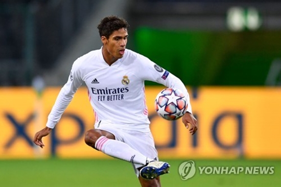 라모스 이어 바란도 재계약 협상 &#39;난항&#39;...맨유-PSG 관심