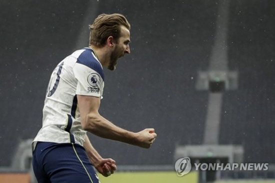 "케인, 최고의 선수라고 생각" 토트넘 레전드의 소신