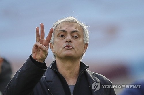 4위 어려운 토트넘… 무리뉴 “UEL이 큰 동기부여 될 것”