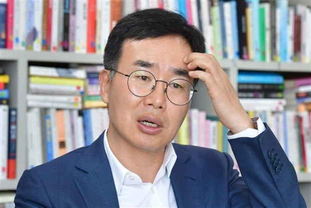 Chairman Jin Yang-gon turned off the lights, but…  HLB stock price plunge issue