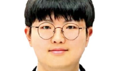  새로운 유형의 연예인 '가상 인플루언서'