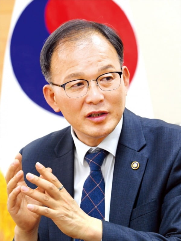 박종호 산림청장, 올 4800만그루 심어 72.5만t 탄소 감축