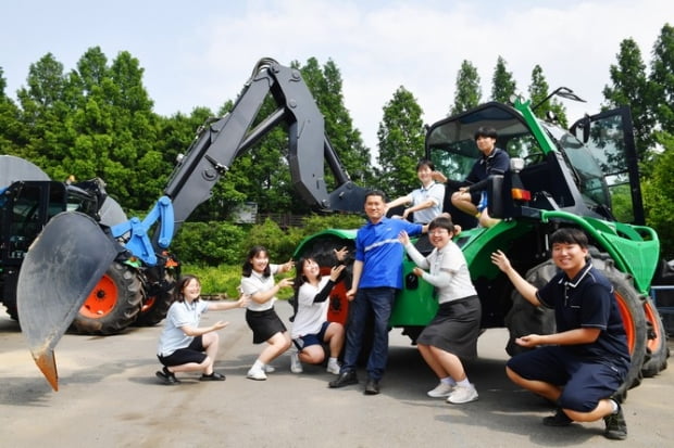 [1618] 로보드림, 로보랙터로 농업계의 아이폰을 꿈꾸다