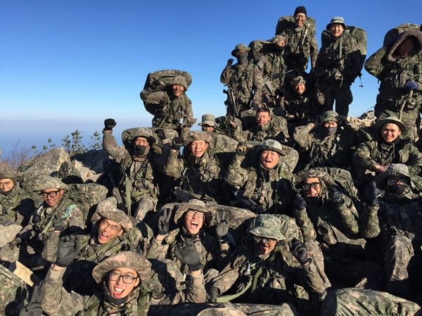 [나라를 지키는 사람들] &quot;화마 속에서도 특공 정신으로 인명 구하죠&quot; 특공대 장교에서 소방구조대원으로 변신한 황서현 씨 