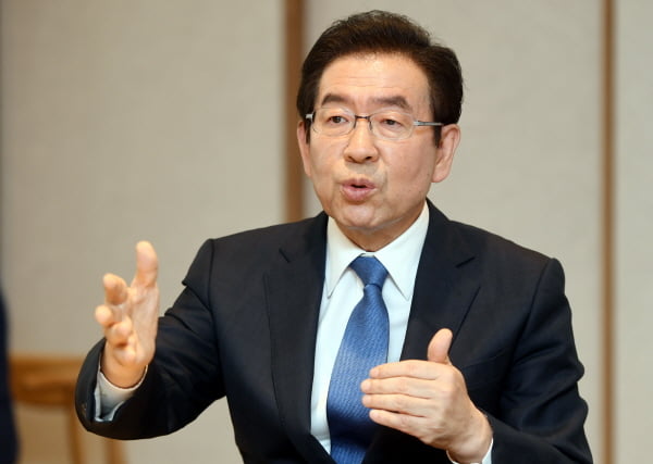 박원순 서울시장, &#39;혁신창업 전략구상&#39; 중동·유럽 3개국 순방길 올라