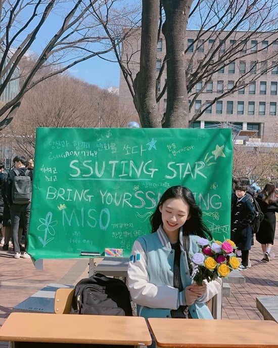 “다시 새내기가 된 것 같아요” 대학가, ‘봄 축제’로 낭만 가득