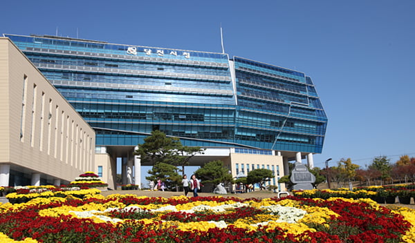 당진시, 맞춤형 청년인턴 근무 시작…오는 6월 2차 선발