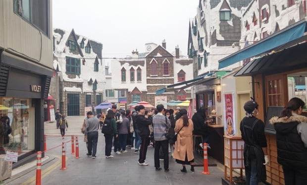 ‘골목식당’ 이후 인천 신포 청년몰을 가 봤더니···가게 오픈 후 1시간 만에 매진