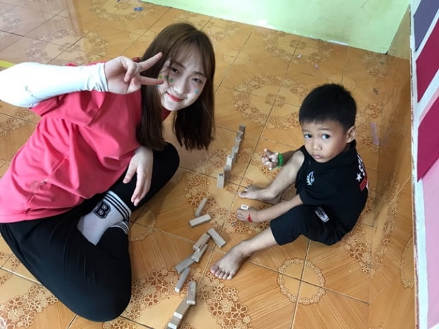 &quot;대학 프로그램으로 해외로 가는 방법이 있다고?&quot; 봉사단, 현지대학교류 등 다양한 프로그램으로 해외 경험  