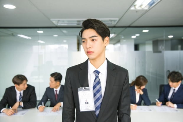 취준생 10명 중 3명, 취업 때문에 성격 부정적으로 변해···변한 성격 취업에 도움 안돼