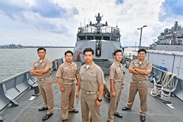 [조국을 품다, 대한민국 부사관 되기]  한상국함을 지키는 해군 부사관 5人 “우리의 능력이 함정 전투력과 직결”
