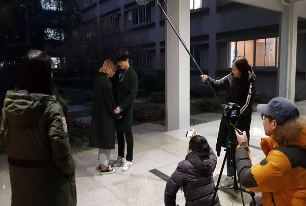 중국에서 영화 만드는 한국 유학생들 ‘도규 패밀리’