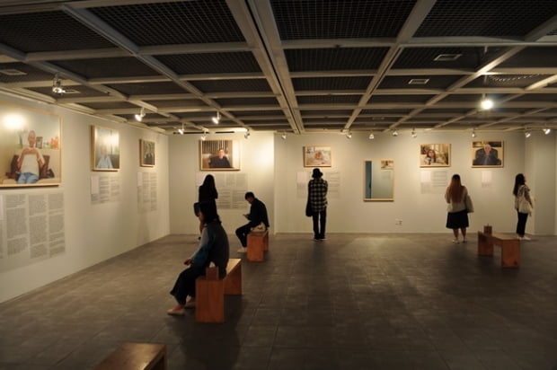 당장 봐야할 ‘인생전시’ 앤드루 조지의 ‘있는 것은 아름답다‘ 展