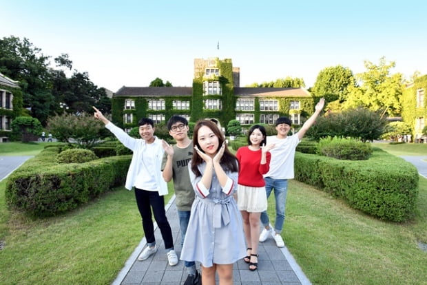 들어 봤니? 책 골라주는 ‘설렘자판기’