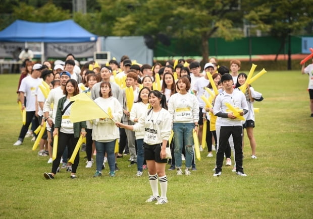 로터리클럽도 동창회도 아닌, 세상에 없던 커뮤니티 ‘구공백말띠’  