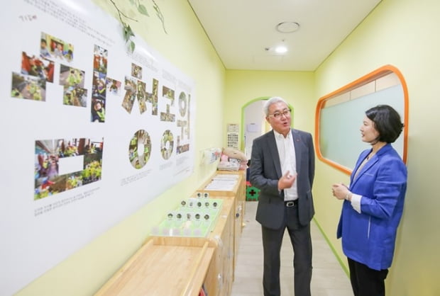 워킹맘 위한 깜짝 이벤트와 직원과의 소통까지… 김준 SK이노베이션 사장 “기업 문화 혁신 이끈다”