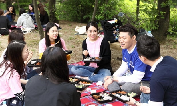 “밥 먹으며 취업고민 날려 보내요”…서울여대, ‘멘토와 도시락&#40;樂&#41;DAY’