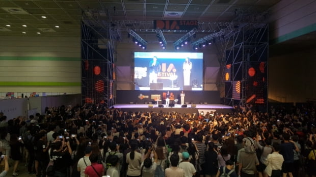 CJ E&amp;M의 야심작 MCN 축제 ‘다이아 페스티벌’, 현장을 가다