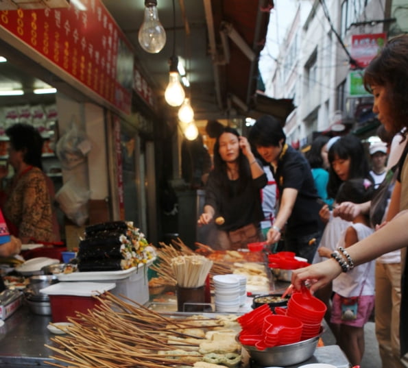 대학생이 즐겨먹는 편의점 도시락, 김밥 값 줄줄이 인상  