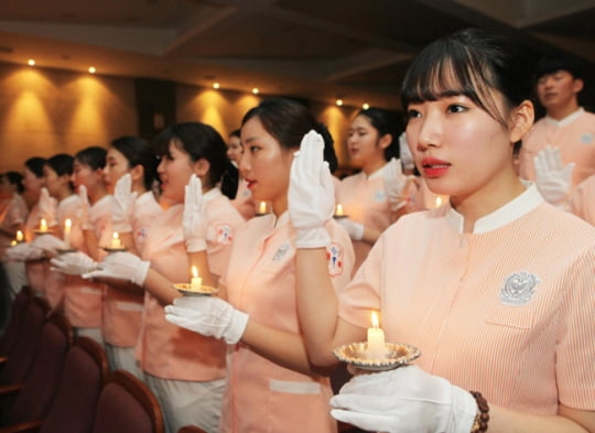 ‘막걸리 세례’는 이제 그만! 학과별 전통행사, 어디까지 알고 있니?