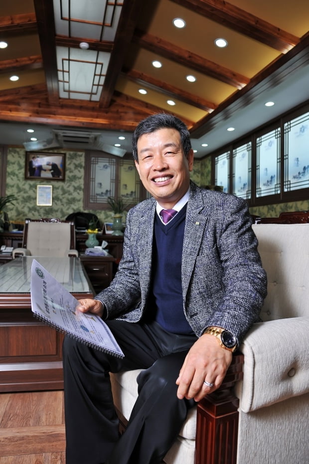 [1618] &quot;유한인의 정신으로 글로벌 인재 키우는 게 목표죠&quot;
