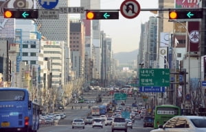 강남역 근처만 3곳! '말도 많고 탈도 많은' 취업학원 다녀왔다