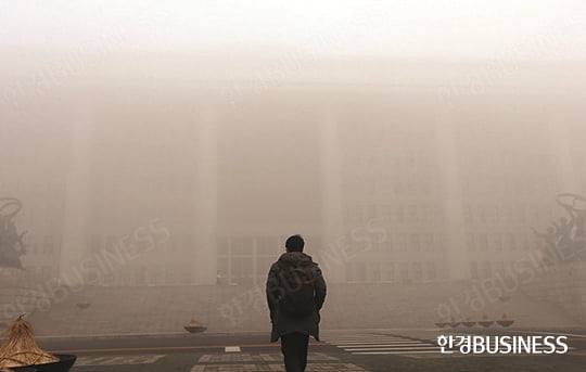 [대한민국 재도약의 조건] ‘한국 정치는 3류’…19년 동안 제자리걸음