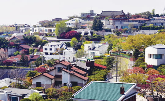 가장 비싼 집은 이건희 삼성전자 회장 명의의 이태원동 주택.
정동헌 기자 dhchung@hankyung.com 20130430