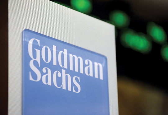epa03435001 (FILE) A file photo dated 19 january 2011 showing a view of a sign at the Goldman Sachs both on the floor of the New York Stock Exchange after the Opening Bell in New York, New York, USA. US investment bank Goldman Sachs reported 16 October 2012 a total of 1.5 billion dollars in earnings for the third quarter, beating analysts forecasts. The organization made a 428 billion loss in the same period in 2011.
Goldman chief Lloyd Blankfein reported that most of the firm's divisions had shown better results, and that the value of the firm's investment in Chinese bank ICBC had also risen considerably.  EPA/JUSTIN LANE