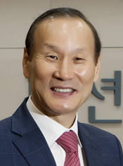 최병오 패션그룹형지 회장, ‘김장나눔 행사’ 개최