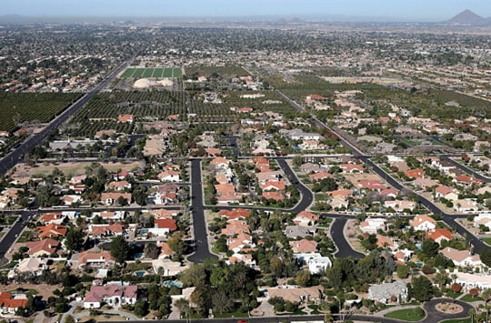 <YONHAP PHOTO-0170> MESA, AZ - MARCH 06: Rows of homes are seen on March 6, 2013 in Mesa, Arizona. In 2008, Phoenix, Arizona was at the forefront of the U.S. housing crisis with home prices falling 55 percent between 2005 and 2011 leaving many developers to abandon development projects. Phoenix is now undergoing a housing boom as sale prices have surged 22.9 percent, the highest price increase in the nation, and homebuilders are scrambling to buy up land.   Justin Sullivan/Getty Images/AFP== FOR NEWSPAPERS, INTERNET, TELCOS & TELEVISION USE ONLY ==../2013-03-07 05:56:15/
<저작권자 ⓒ 1980-2013 ㈜연합뉴스. 무단 전재 재배포 금지.>