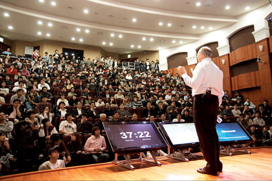 [2012 전국 경영대학 랭킹] 고려대 경영대 왜 강한가, 교육 인프라 세계 수준…글로벌 인재 요람