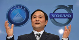 <YONHAP PHOTO-0107> (100328) -- GOTEBORG, March 28, 2010 (Xinhua) -- Geely Chairman Li Shufu attends a press conference after the signing ceremony in Goteborg of Sweden, March 28, 2010. China's Zhejiang Geely Holding Group signed a deal with Ford Motor Co. here on Sunday on the takeover of Sweden's Volvo Cars. (Xinhua/Wu Wei) (zl)/2010-03-29 01:29:07/
<저작권자 ⓒ 1980-2010 ㈜연합뉴스. 무단 전재 재배포 금지.>