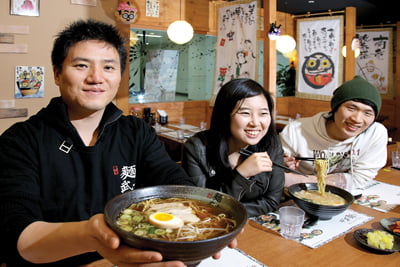 스피드와 웰빙…이국적 라멘 전문점