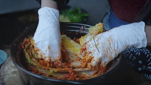 홍콩매체 "중국 '김치' 유튜버, 구독자수로 기네스북 등재"