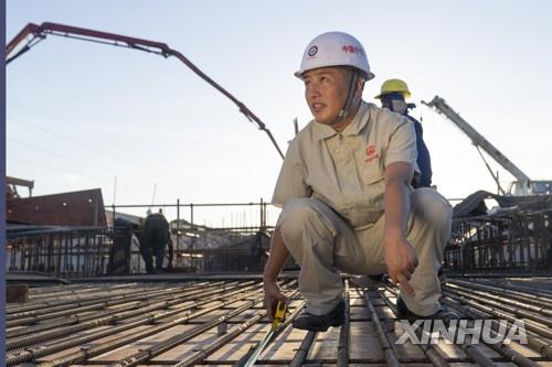 "중국 '일대일로' 대형 프로젝트 세계 곳곳 난관"