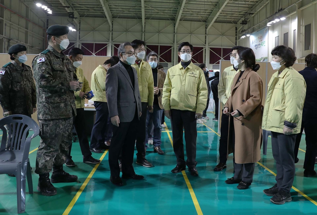 충남 백신 접종 준비 '착착'…초저온 냉동고 설치 완료