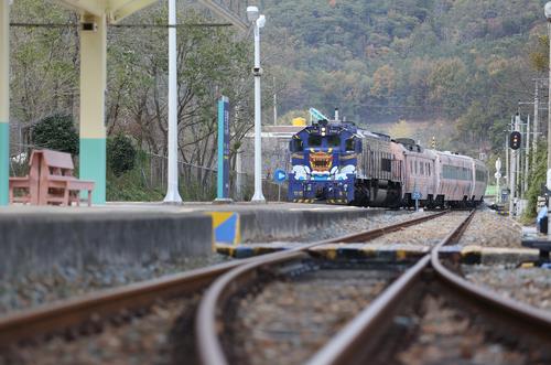 전남 철도망 확 바꾼다…동·서부 순환연결, 전라선 고속철 추진