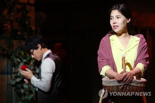 검찰, 배다해 스토킹 20대 구속기소…악플 수백개에 금품도 요구