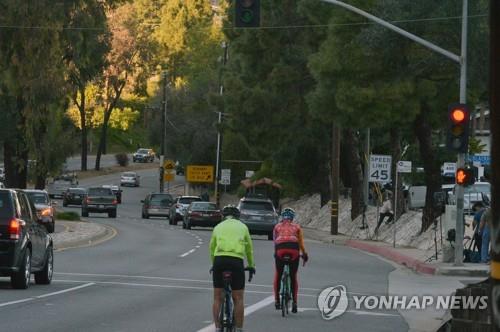 우즈, 약속 맞추려 내리막 곡선구간 과속?…"조급해 보였다"