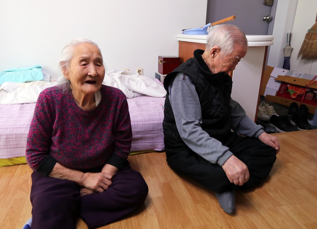 "조금만 더 일찍 오시지"…100세 강제동원 피해자 가족의 탄식