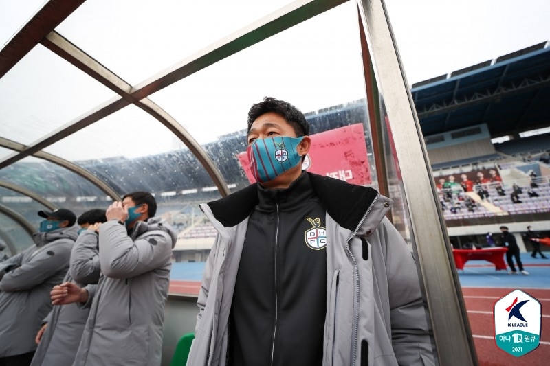 '에디뉴 결승골' 대전, 10명이 싸운 부천에 2-1 승리