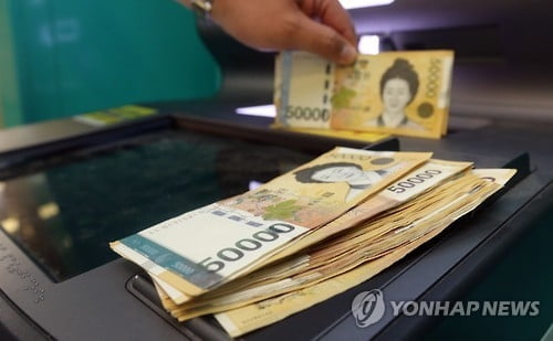 "모든 소득 5% 과세"…기본소득 증세안, 수면 위로