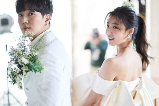 가비엔제이 제니♥작곡가 김수빈, 3월 13일 결혼