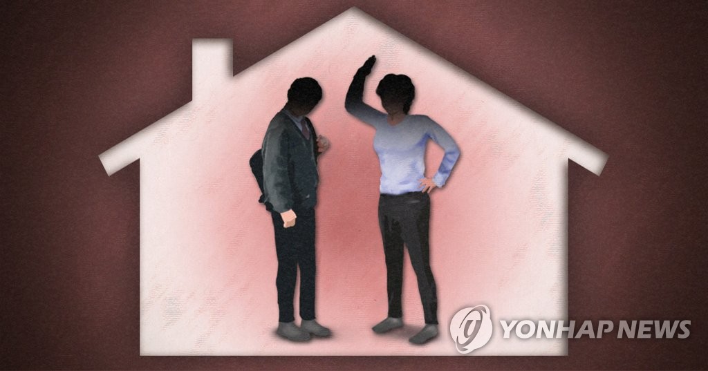 잠자던 중학생 아들 당구봉으로 마구 때린 40대 아버지