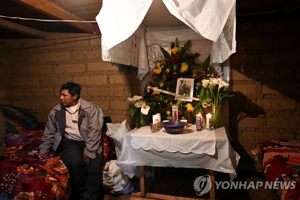 멕시코 국경 '이민자 살해사건' 용의자로 경찰 12명 체포